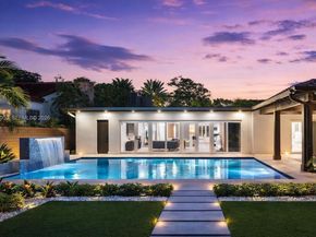 1560 Cleveland Rd, Miami Beach FL 33141