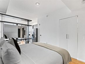 398 NE 5th St 3102, Miami FL 33132