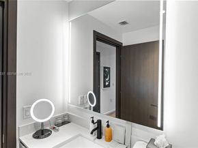 398 NE 5th St 3102, Miami FL 33132