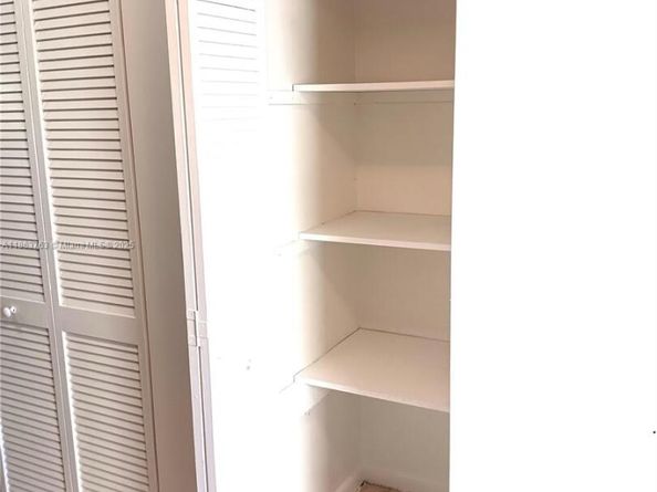 1532 Gabriel St, Hollywood FL 33020