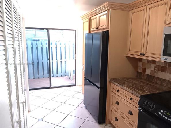 1532 Gabriel St, Hollywood FL 33020