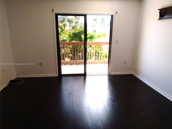 1532 Gabriel St, Hollywood FL 33020