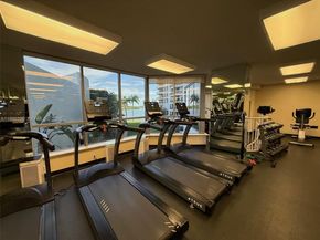 3530 Mystic Pointe Dr 1714, Aventura FL 33180