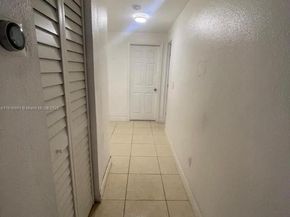 451 E Dayton Cir, Fort Lauderdale FL 33312