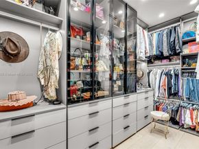 285 W Enid Dr, Key Biscayne FL 33149