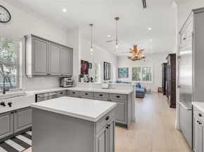285 W Enid Dr, Key Biscayne FL 33149
