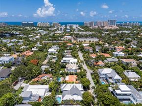 285 W Enid Dr, Key Biscayne FL 33149