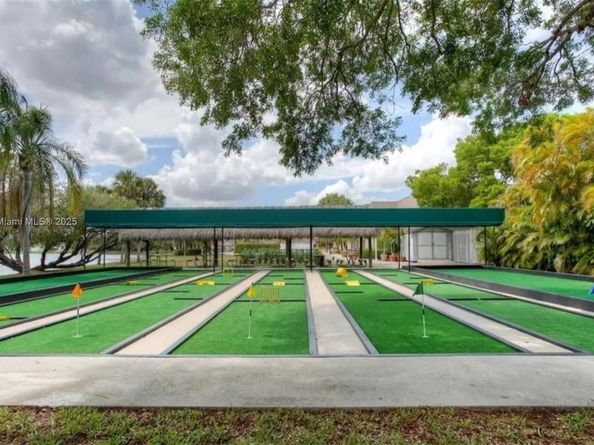 201 Mallory Ct 201, Weston FL 33326