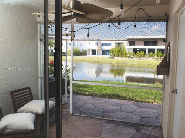 201 Mallory Ct 201, Weston FL 33326