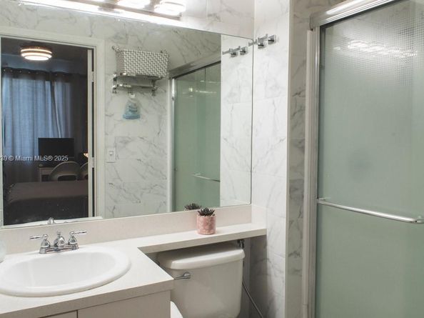 201 Mallory Ct 201, Weston FL 33326