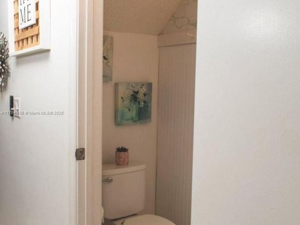 201 Mallory Ct 201, Weston FL 33326