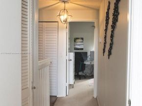 201 Mallory Ct 201, Weston FL 33326