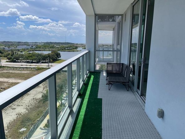 2000 Metropica Way 805, Sunrise FL 33323