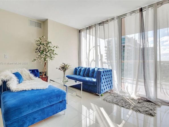 1861 NW S River Dr 1803, Miami FL 33125