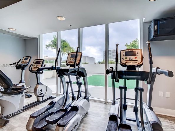 1861 NW S River Dr 1803, Miami FL 33125