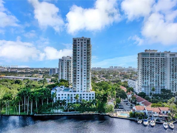 1861 NW S River Dr 1803, Miami FL 33125