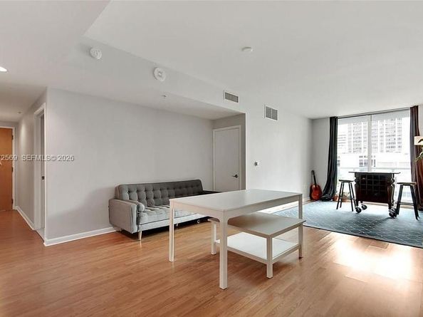 253 NE 2nd St 608, Miami FL 33132