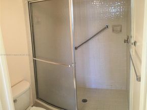 10324 E Clairmont Cir 101, Tamarac FL 33321