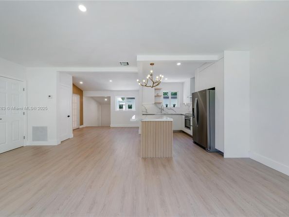 4100 NW 11th Ave, Miami FL 33127