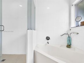 15588 SW 95th St, Miami FL 33196