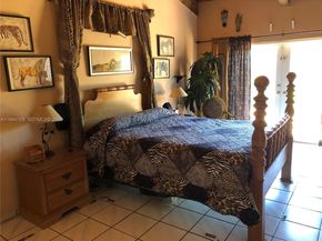 13636 SW 102nd Ln, Miami FL 33186