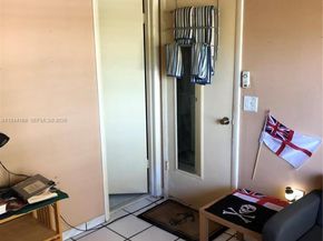 13636 SW 102nd Ln, Miami FL 33186