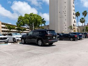 1680 NE 191st St 3072, Miami FL 33179