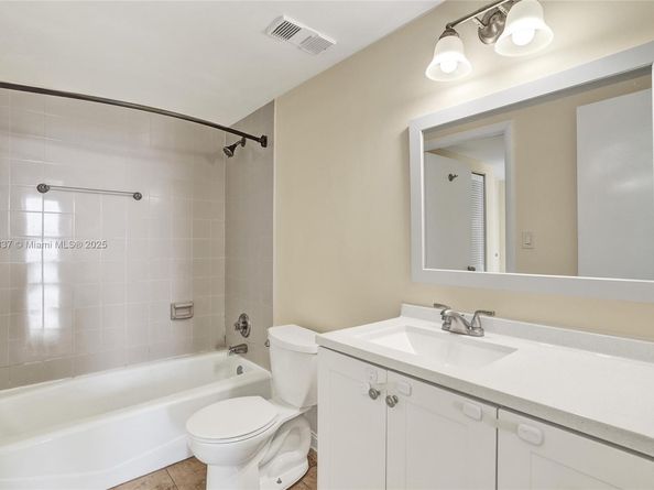 1470 NE 123rd St A1213, North Miami FL 33161