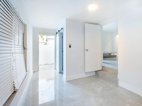 711 85th st, Miami Beach FL 33141