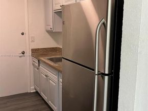 7256 SW 94th Pl A1, Miami FL 33173