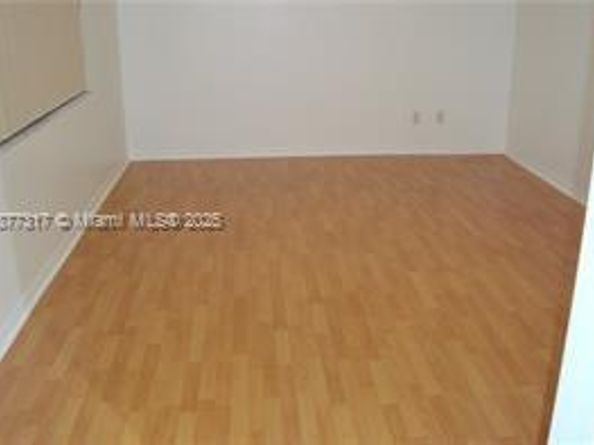 7733 NW 17th Ct, Pembroke Pines FL 33024