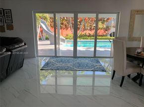 16761 SW 92nd Ave, Palmetto Bay FL 33157