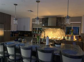 16761 SW 92nd Ave, Palmetto Bay FL 33157