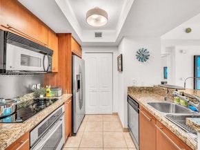 110 Washington Ave 2310, Miami Beach FL 33139