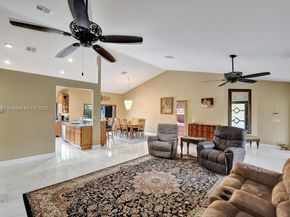 3187 Beechberry Cir, Davie FL 33328