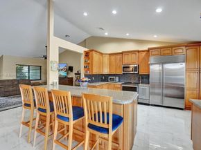 3187 Beechberry Cir, Davie FL 33328