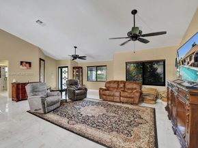 3187 Beechberry Cir, Davie FL 33328