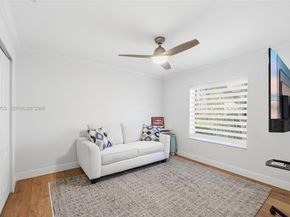 2562 Eagle Run Ln, Weston FL 33327