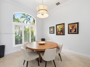 2562 Eagle Run Ln, Weston FL 33327