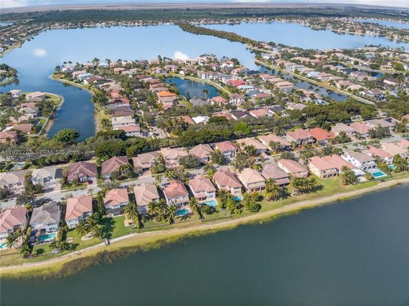 4988 SW 183rd Ave, Miramar FL 33029