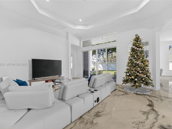 4988 SW 183rd Ave, Miramar FL 33029