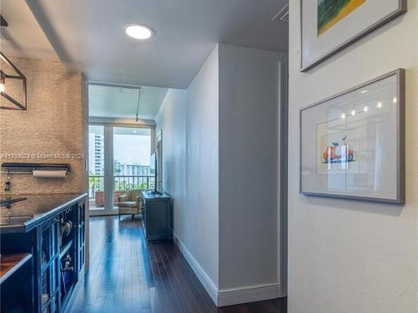 1581 Brickell Ave 508, Miami FL 33129