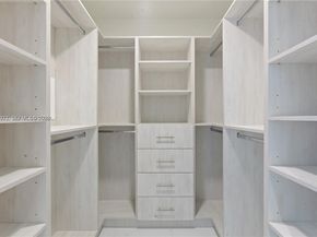 851 NE 1st Ave 4106, Miami FL 33132