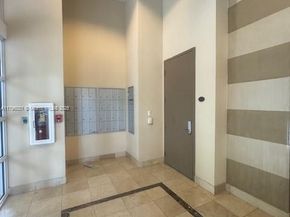 2633 NE 14th Ave 110, Wilton Manors FL 33334