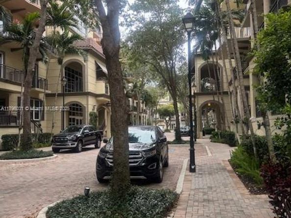 2633 NE 14th Ave 110, Wilton Manors FL 33334