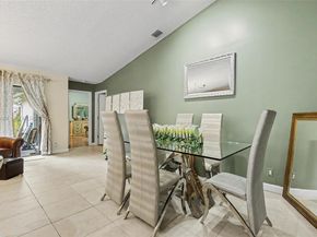 2439 NW 95th Ave, Coral Springs FL 33065