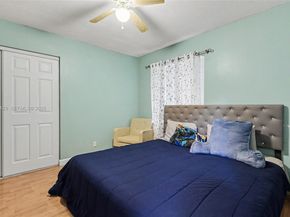 2439 NW 95th Ave, Coral Springs FL 33065