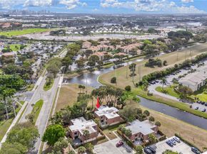 534 Green Springs Pl, West Palm Beach FL 33409