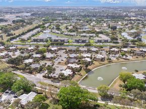 534 Green Springs Pl, West Palm Beach FL 33409