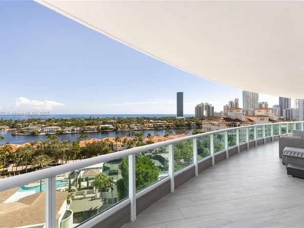 19955 NE 38th Ct 1205, Aventura FL 33180